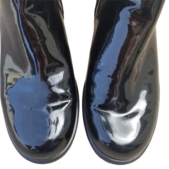 STUART WEITZMAN Black Patent Knee High  Quilted Riding Boots Size 8 - Picture 7 of 10